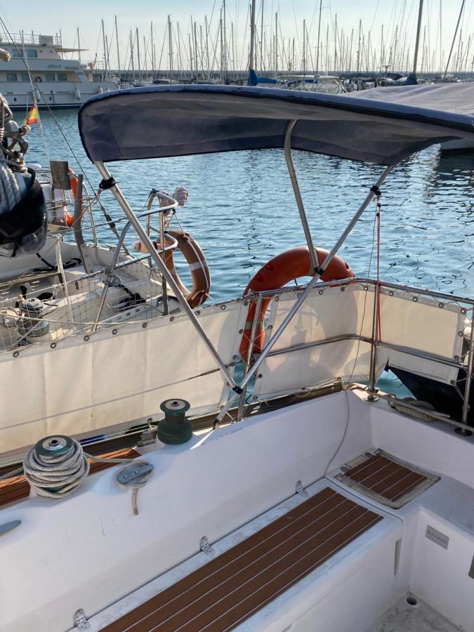 Welcome Aboard Yacht Cruiser! Mataró Esterno foto